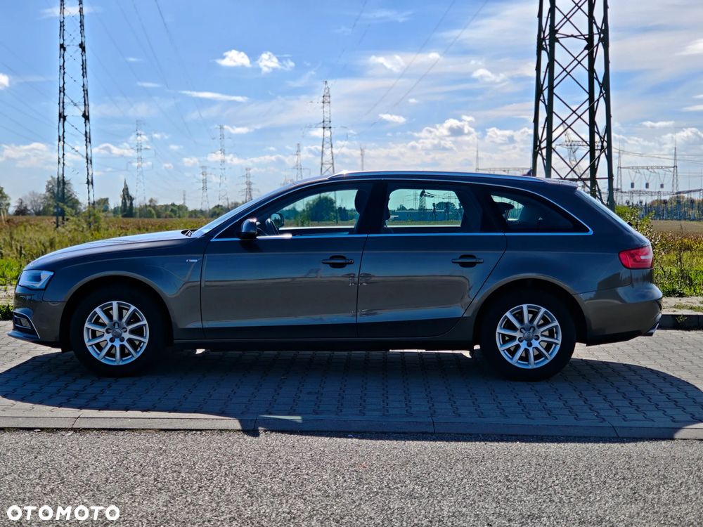 Audi A4 Avant 2015 photo 4