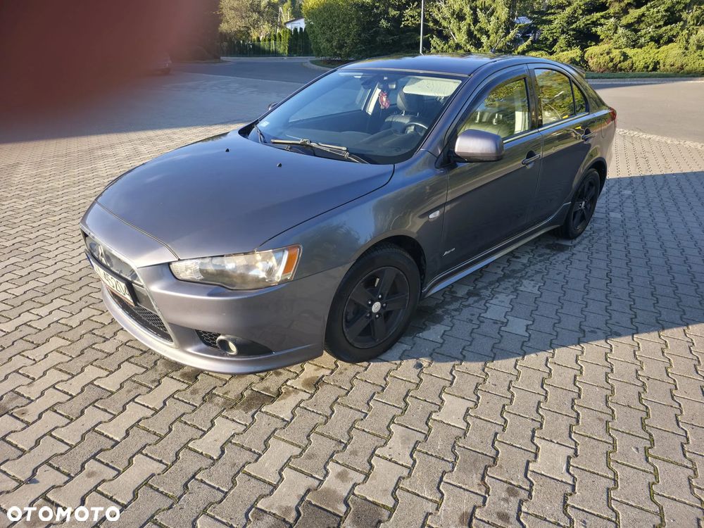 Mitsubishi Lancer 2009 photo 2