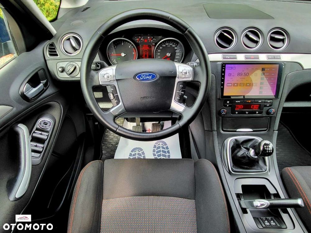 Ford S-Max - 23