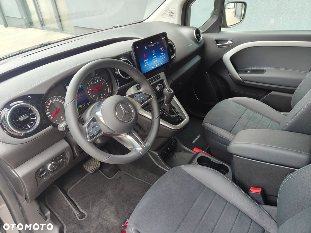 Mercedes-Benz Klasa T 180 d Progressive - 9