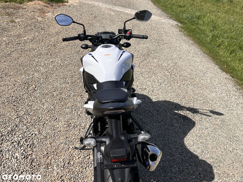 Suzuki GSX - 9