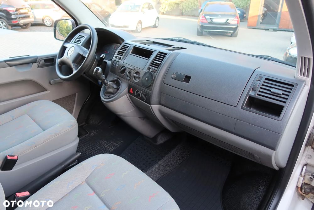 Volkswagen Transporter - 13