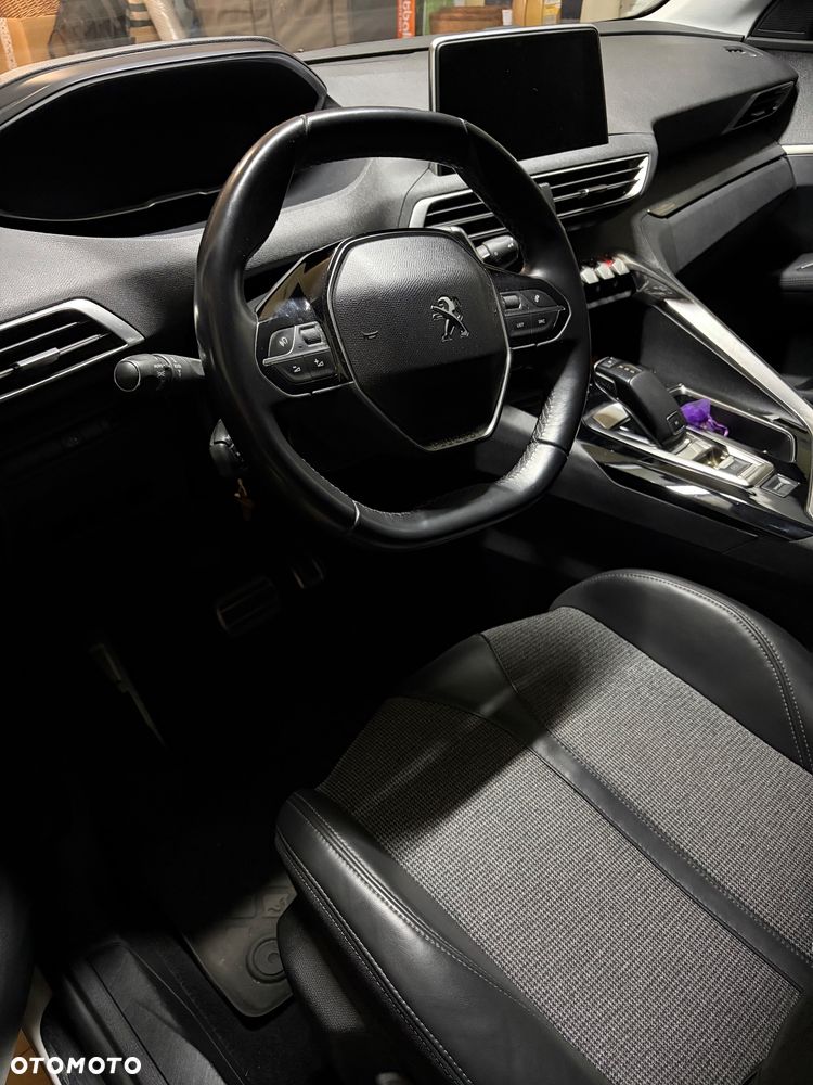 Peugeot 3008 1.2 PureTech Allure S&S EAT6 - 9