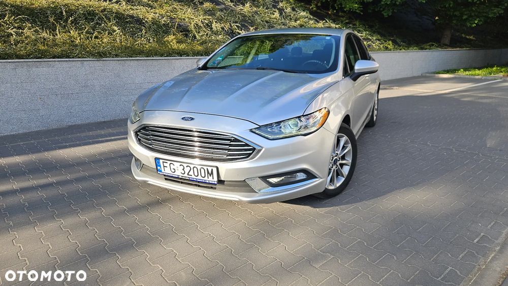 Ford Fusion - 8