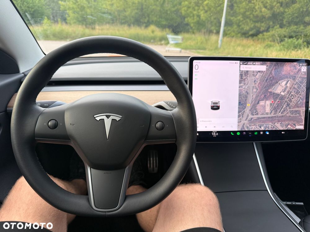 Tesla Model 3 Standard Range Plus - 25