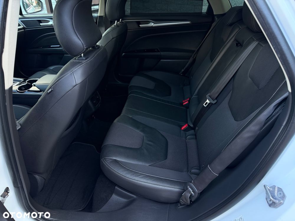 Ford Mondeo 2.0 TDCi STart-Stopp PowerShift-Aut Titanium - 25