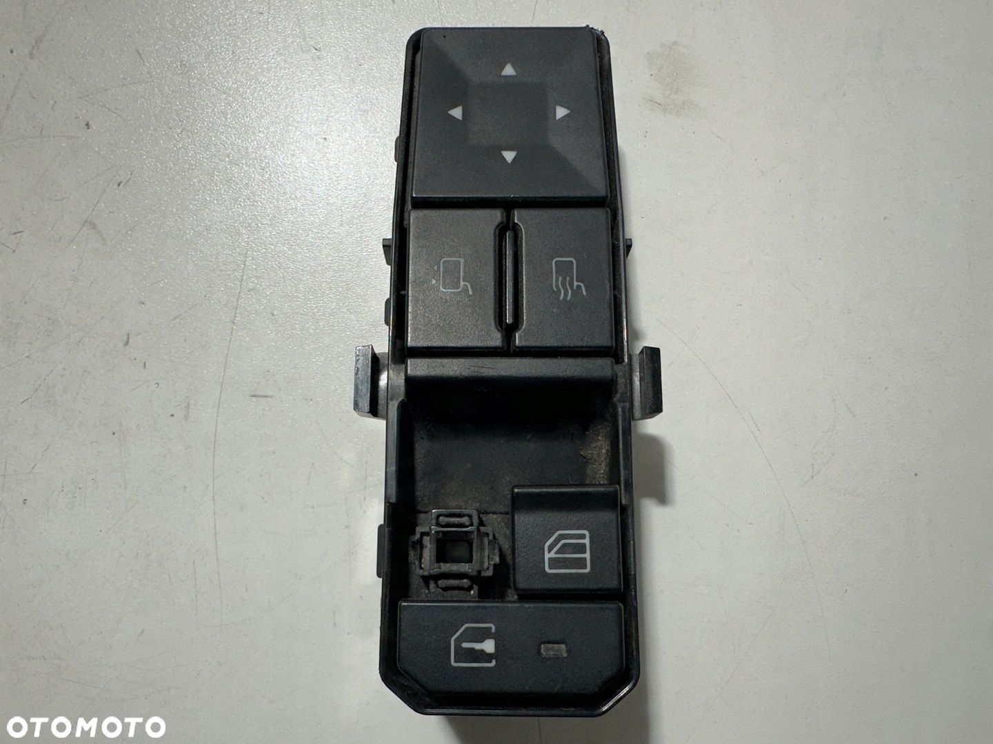 Przełącznik Panel Szyb Drzwi Lewy Iveco S-Way 5802433408 - 1