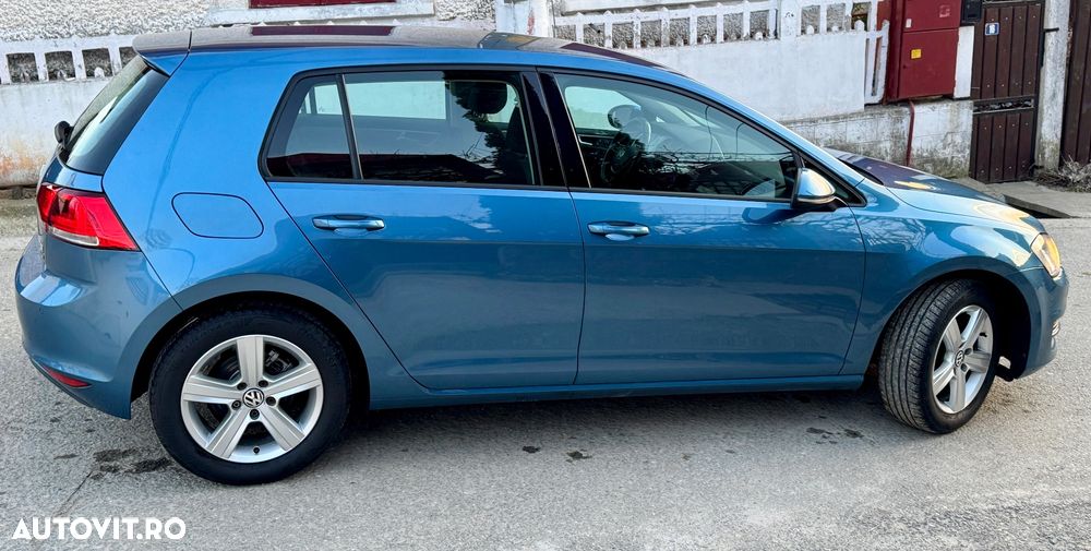 Volkswagen Golf 1.2 TSI BMT Comfortline - 27