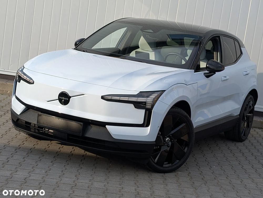 Volvo EX30 Twin Motor Performance AWD Ultra - 7