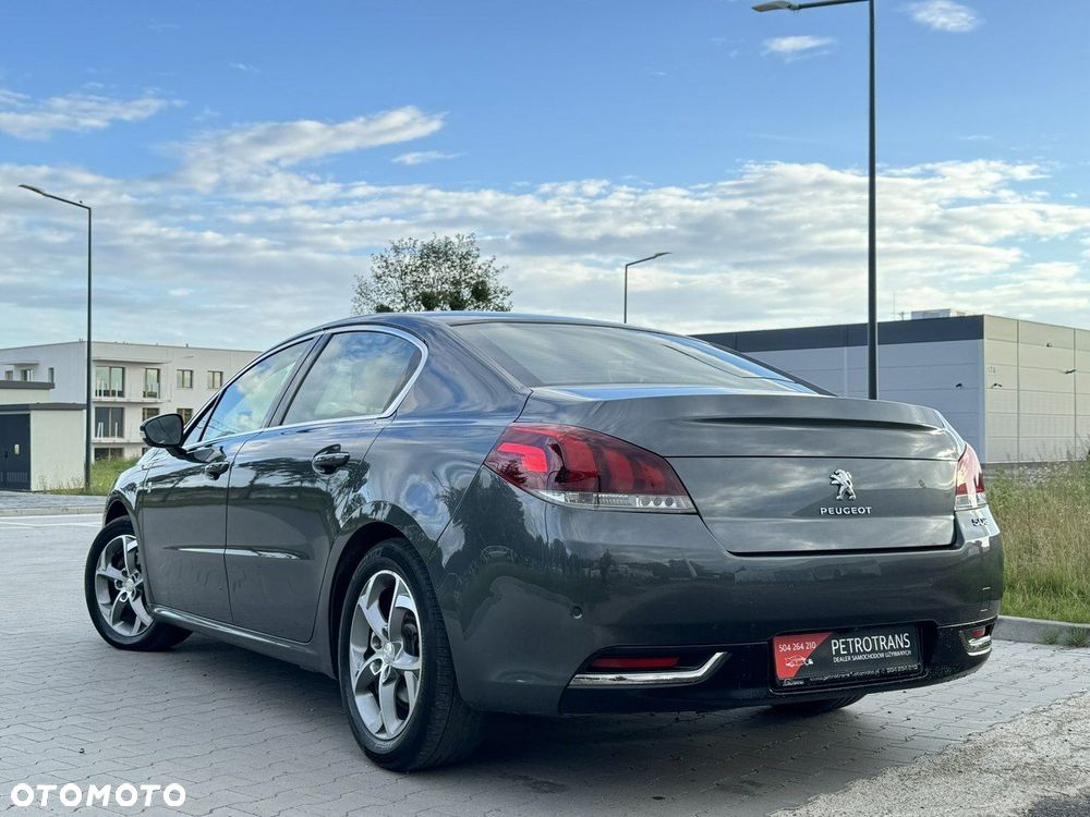 Peugeot 508 RXH Hybrid4 - 7