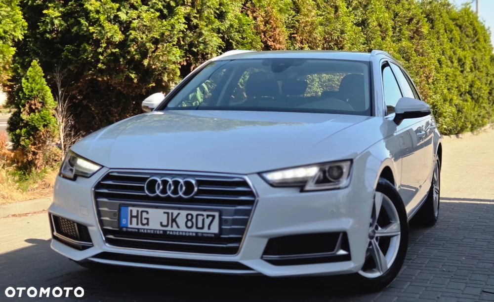Audi A4 Avant 40 TFSI S tronic - 2
