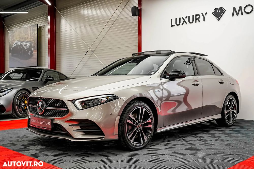 Mercedes-Benz A 250 e 8G-DCT Advanced AMG Line - 1