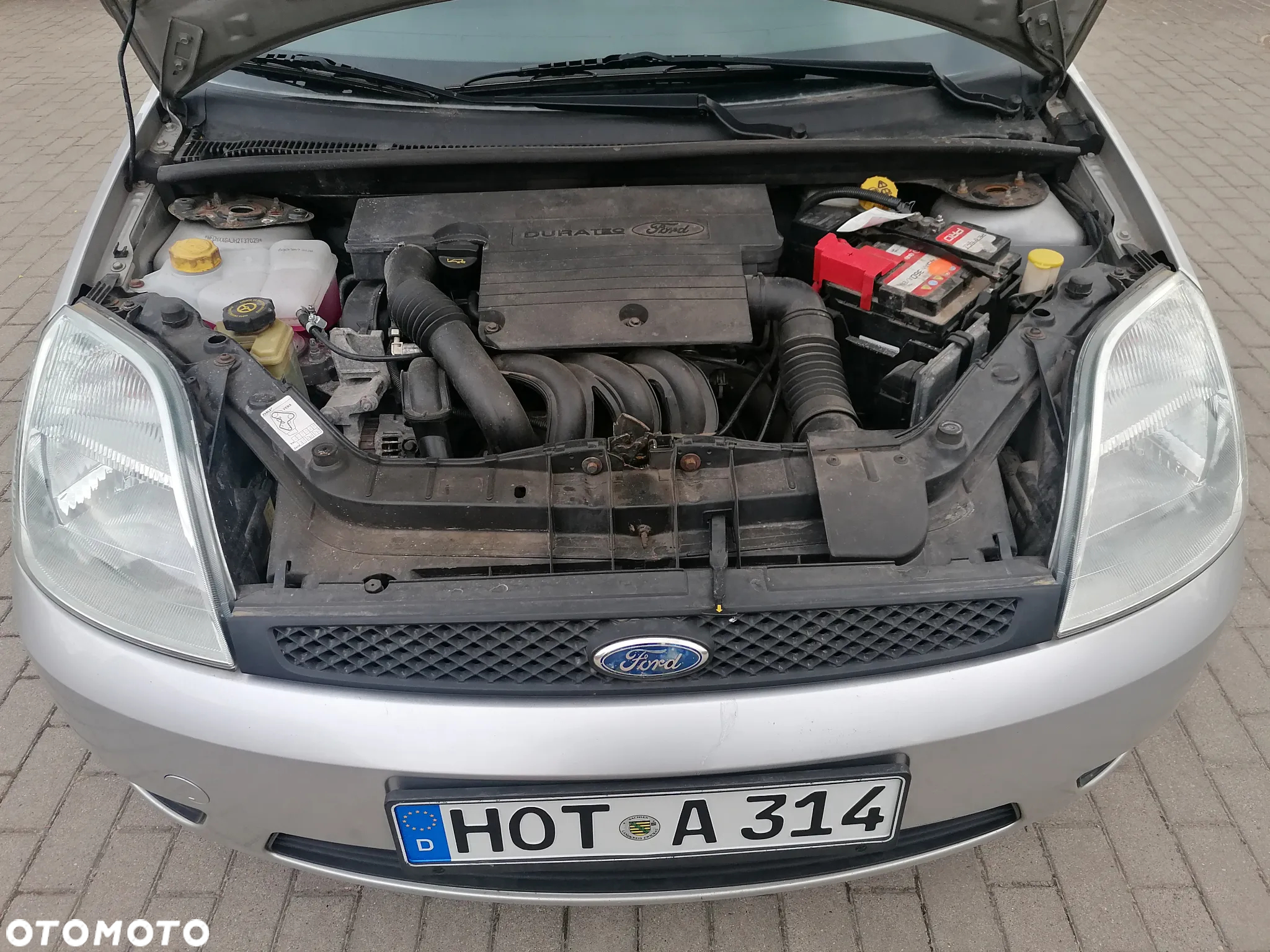Ford Fiesta 1.4 Ghia - 8