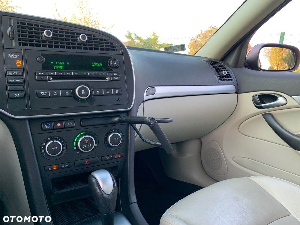 Saab 9-3 - 12