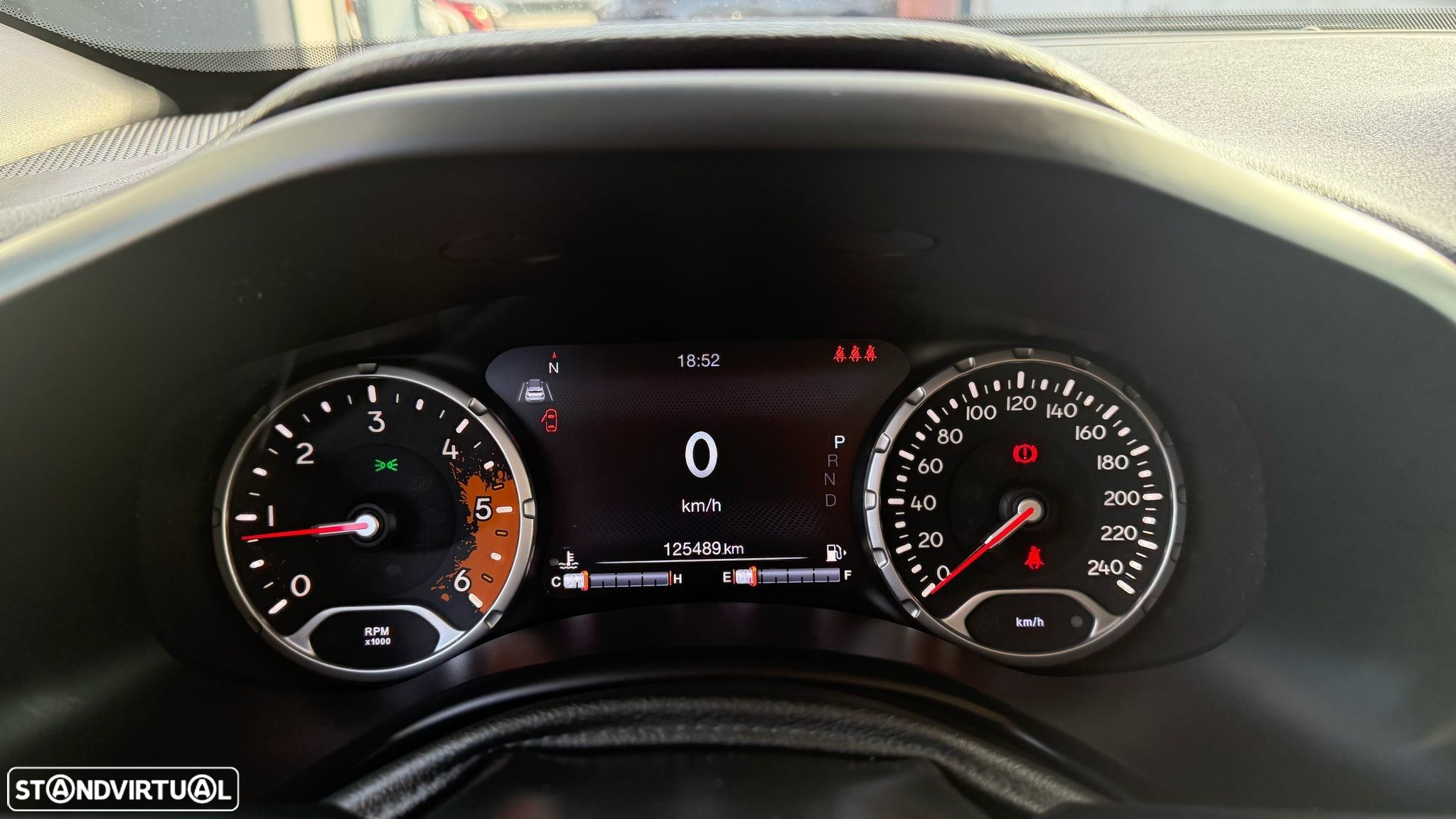 Jeep Renegade 1.6 MJD Limited DCT - 28
