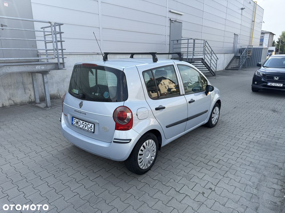 Renault Modus - 2