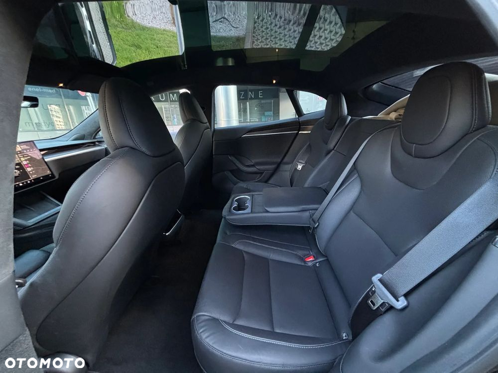 Tesla Model S Plaid - 7