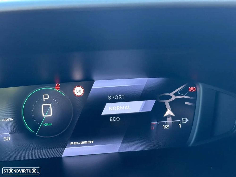 Peugeot 308 SW BlueHDi 130 EAT8 Allure - 48