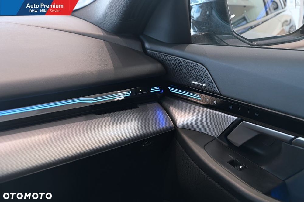 BMW Seria 5 520i mHEV - 18