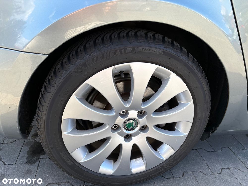 Skoda Superb 1.8 TSI Exclusive - 10