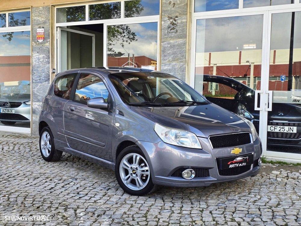 Chevrolet Aveo 1.2 L - 12