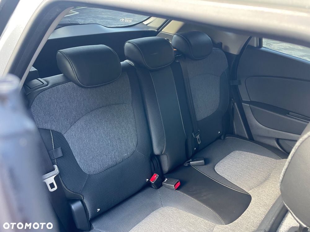 Renault Captur 0.9 Energy TCe Winter Edition - 26
