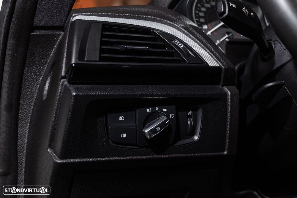 BMW 116 dA Pack M - 24