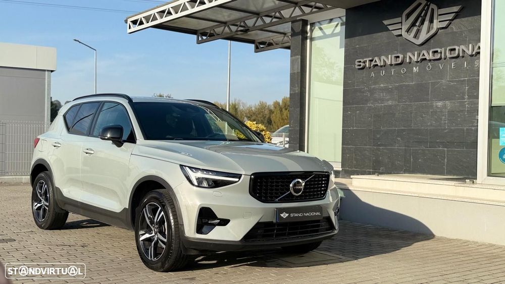 Volvo XC 40 1.5 T2 Plus Dark Auto - 8