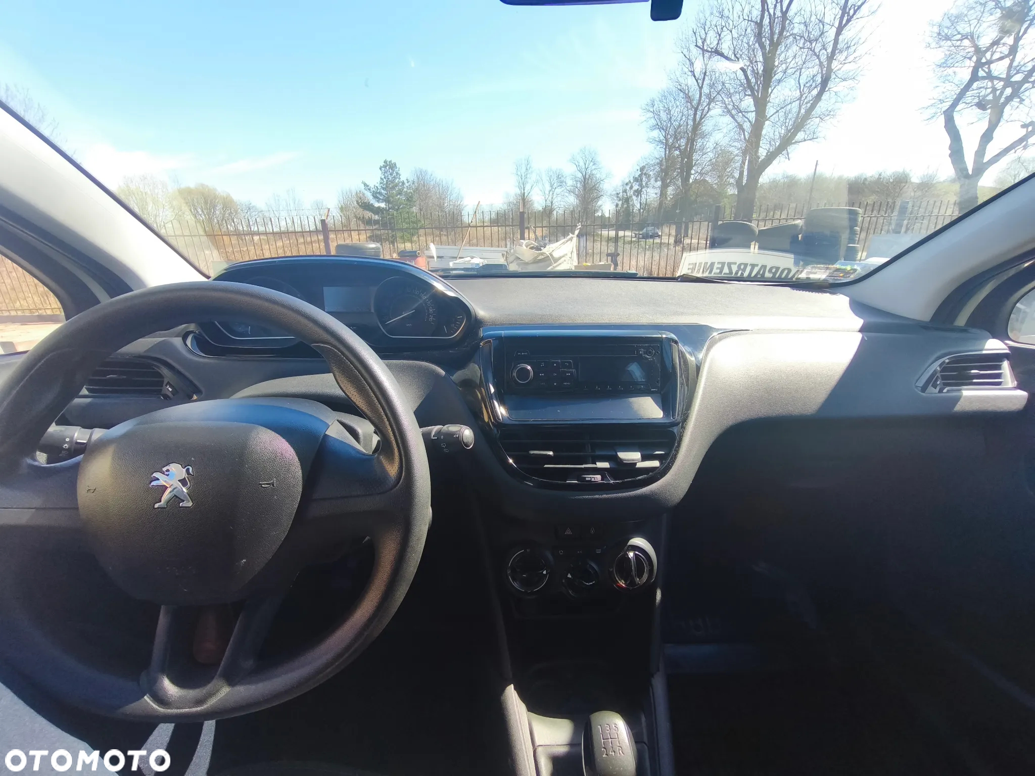 Peugeot 208 VAN - 9