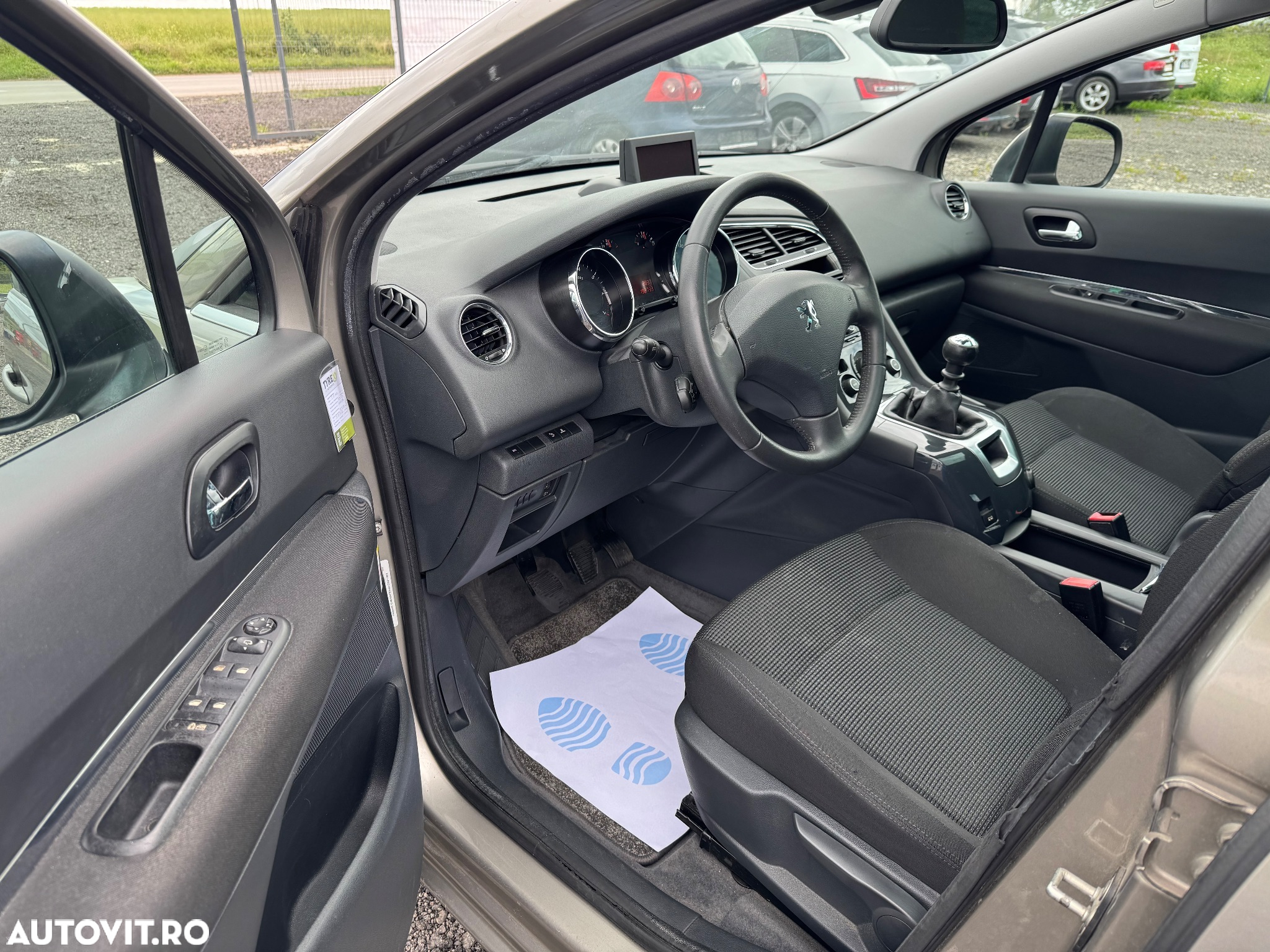 Peugeot 5008 1.6 THP Active - 6