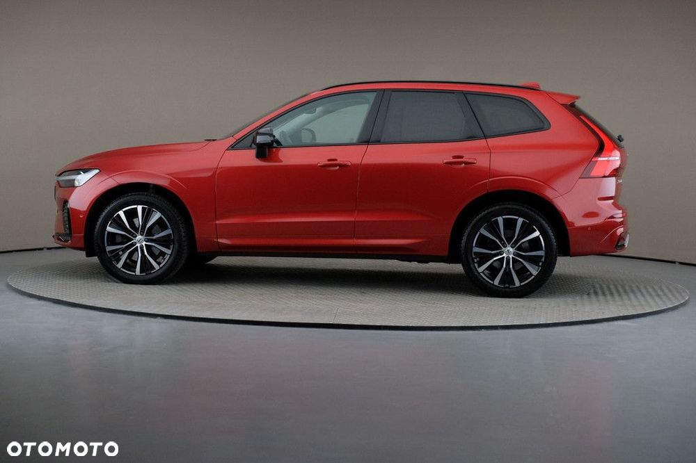 Volvo XC 60 B5 B AWD Plus Bright - 4