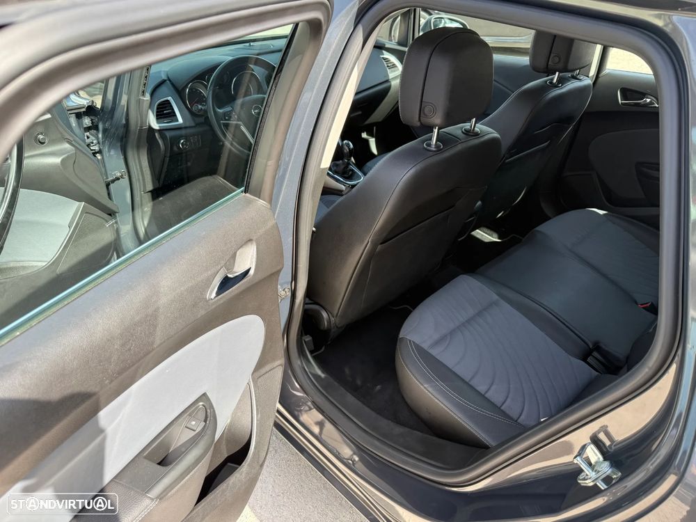 Opel Astra Sports Tourer 1.4 T Sport - 12
