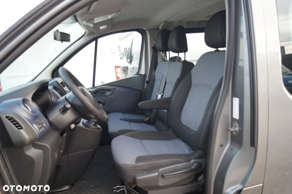Opel Vivaro - 14