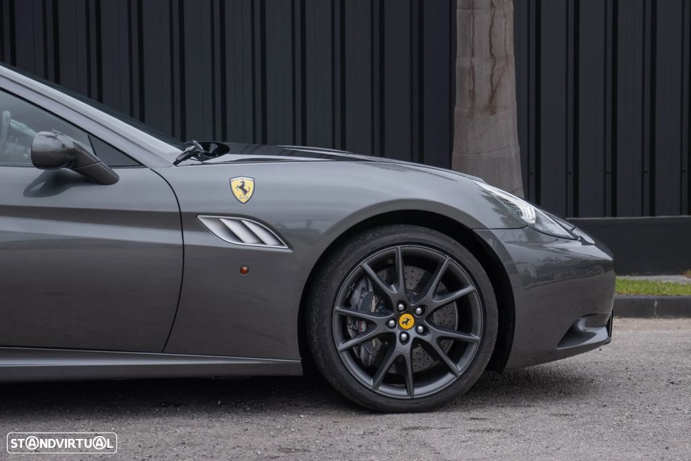 Ferrari California - 40