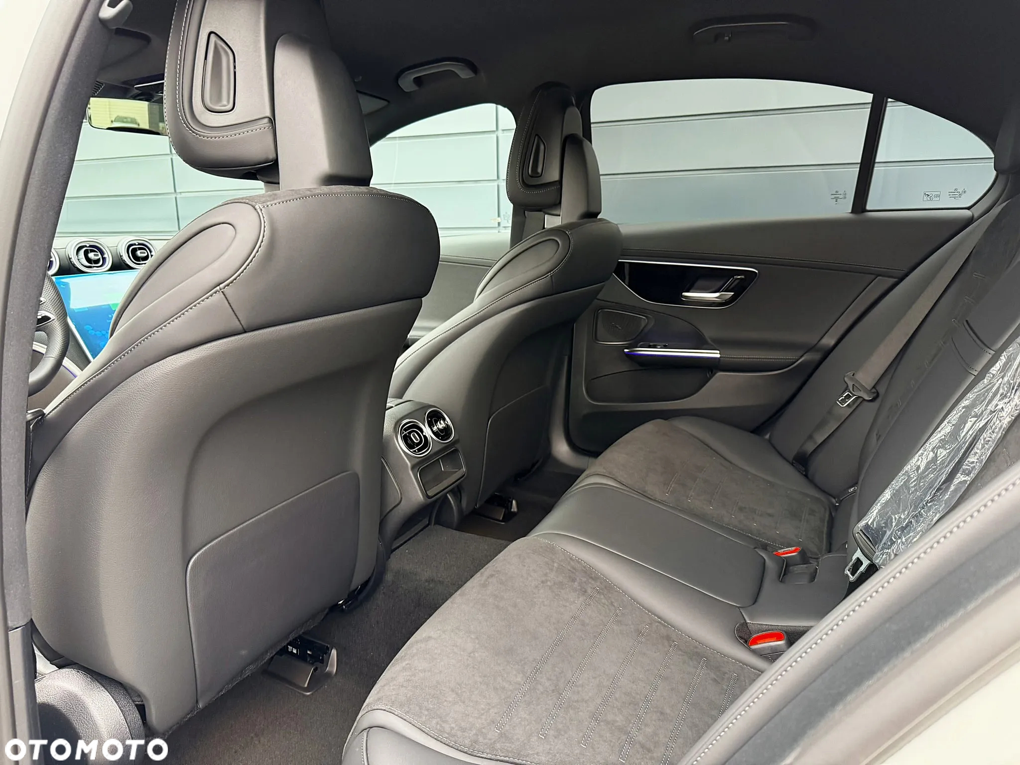 Mercedes-Benz Klasa C 220 d mHEV 4-Matic AMG - 14