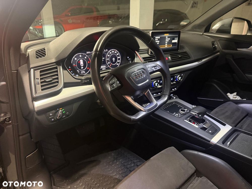 Audi Q5 40 TDI Quattro S tronic design - 27