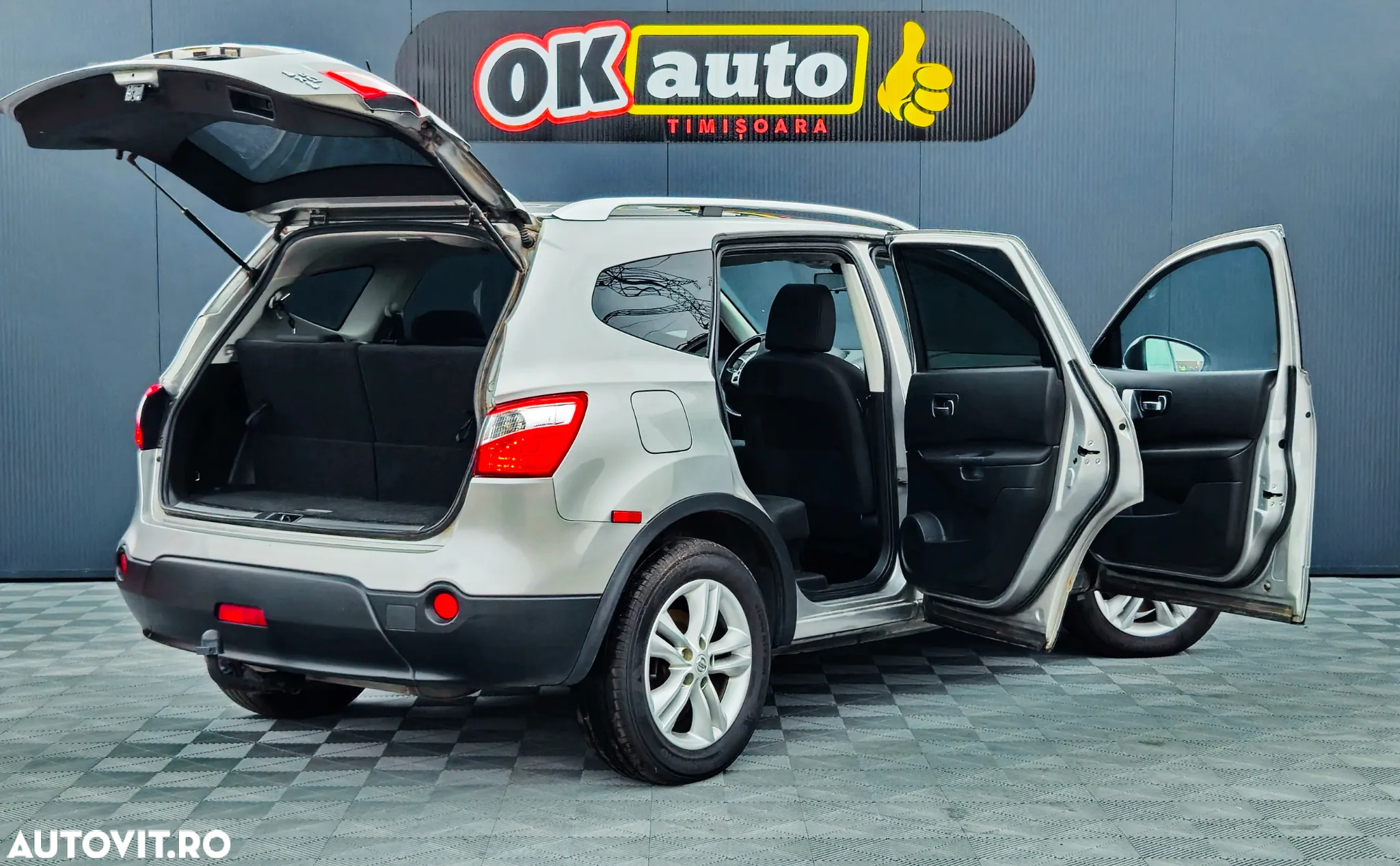 Nissan Qashqai+2 2.0 dCi DPF Acenta - 28