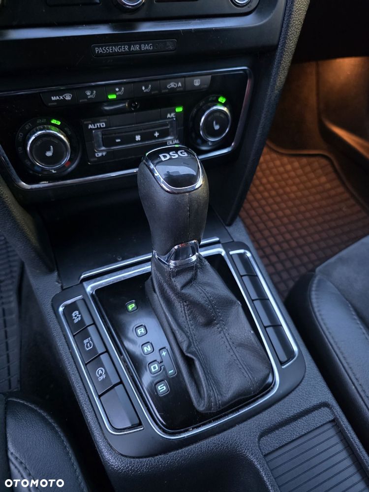 Skoda Superb 2.0 TDI Business DSG - 21