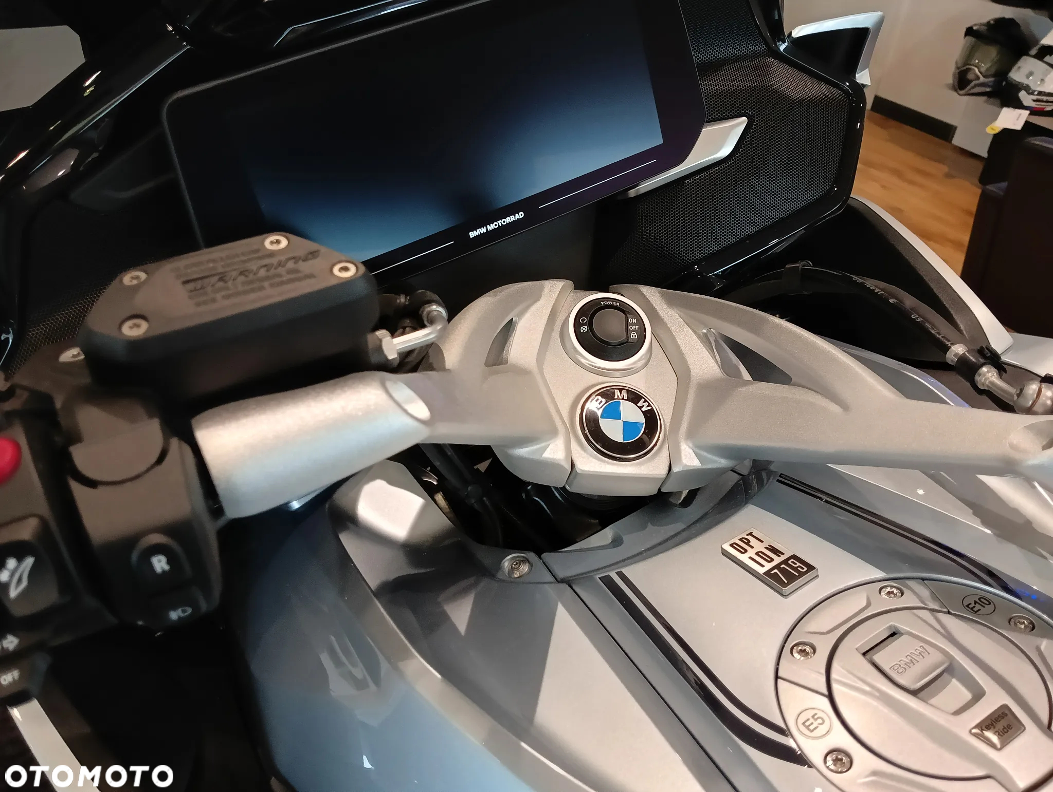 BMW K - 12