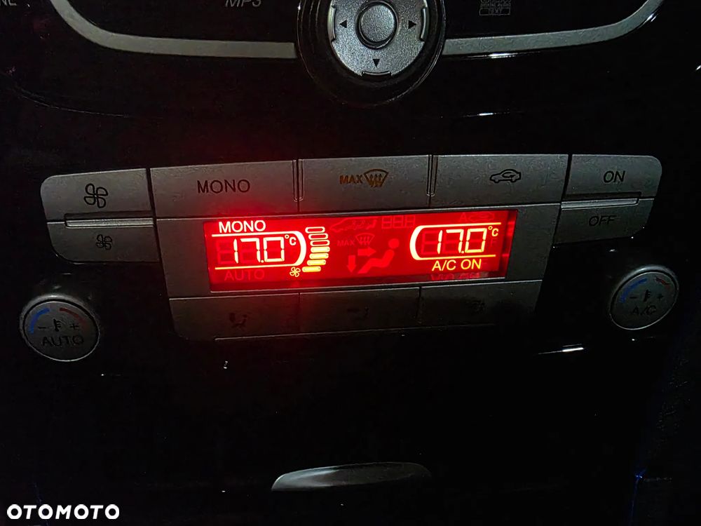 Ford S-Max 2.0 Titanium - 35
