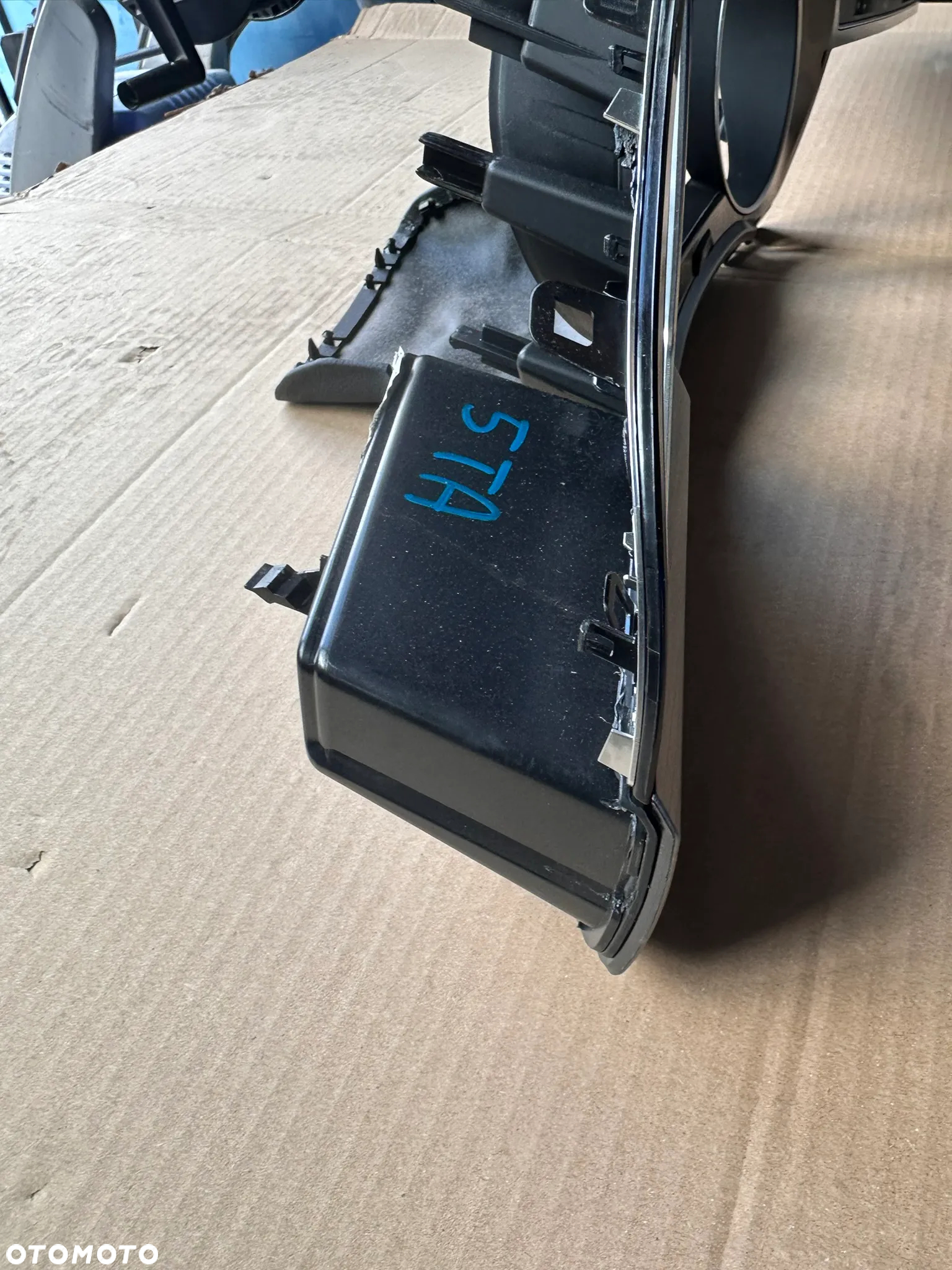 Osłona obudowa dekor ramka licznika VW Touran III 5TB819110 5TB858415A - 20