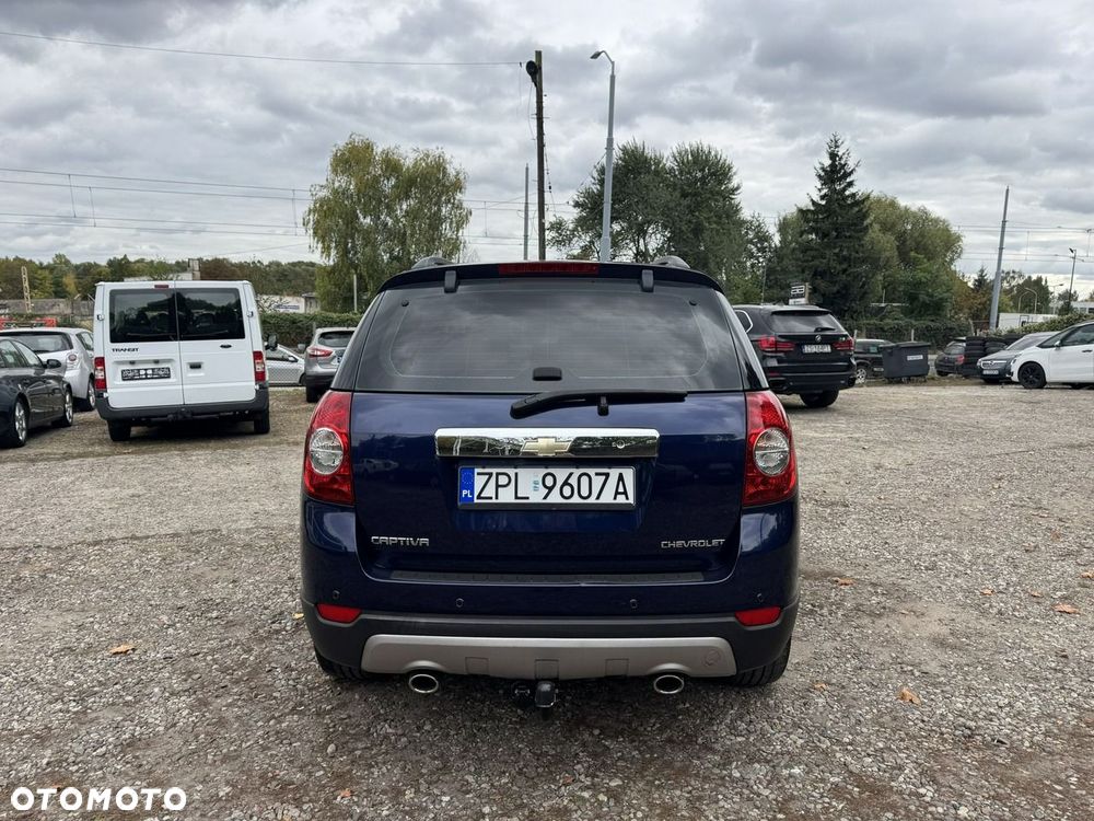 Chevrolet Captiva 2.0 4WD 7 Sitzer Automatik LT Exclusive - 36