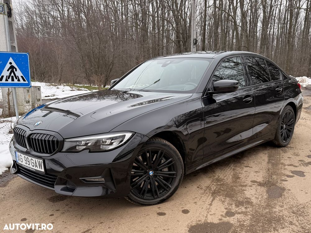 BMW Seria 3 330e Aut. M Sport - 3