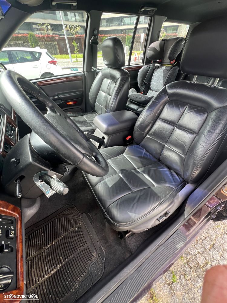 Jeep Grand Cherokee - 11