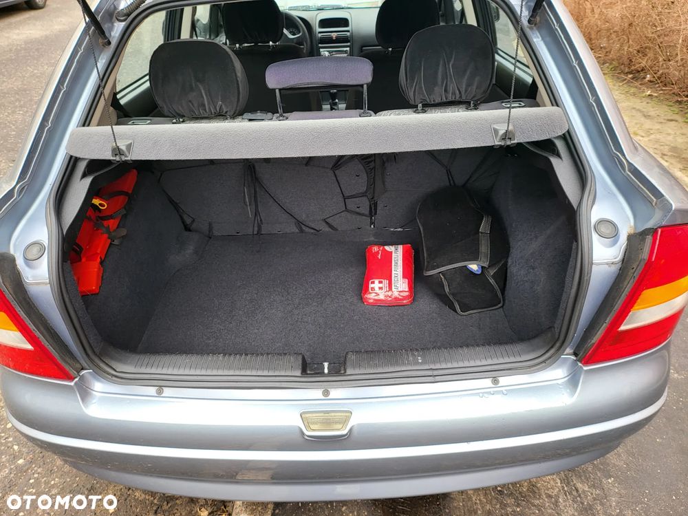 Opel Astra 1.4 - 23