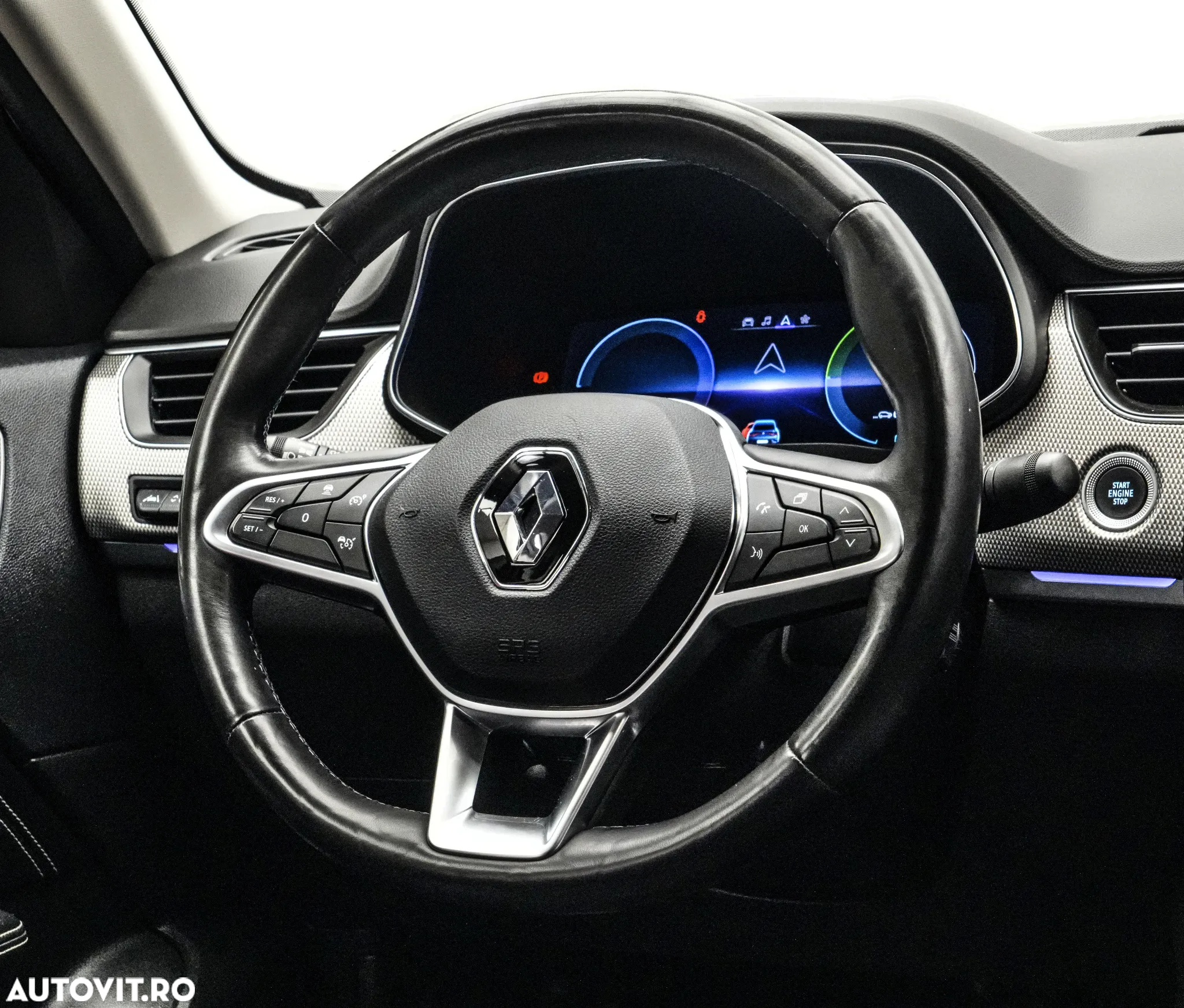 Renault Arkana E-TECH 145 Evolution - 17