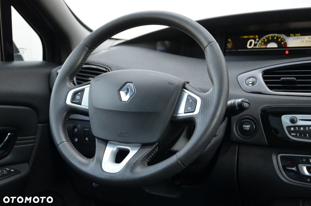 Renault Scenic 2.0 16V 140 CVT Bose Edition - 30