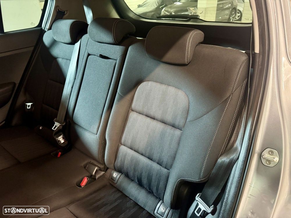 Kia Sportage 1.6 CRDI ISG Tech - 32