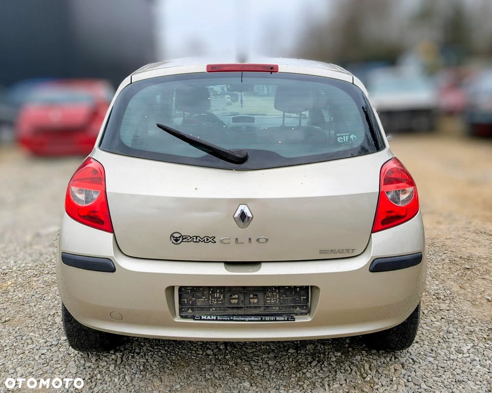 Renault Clio III na części - 5