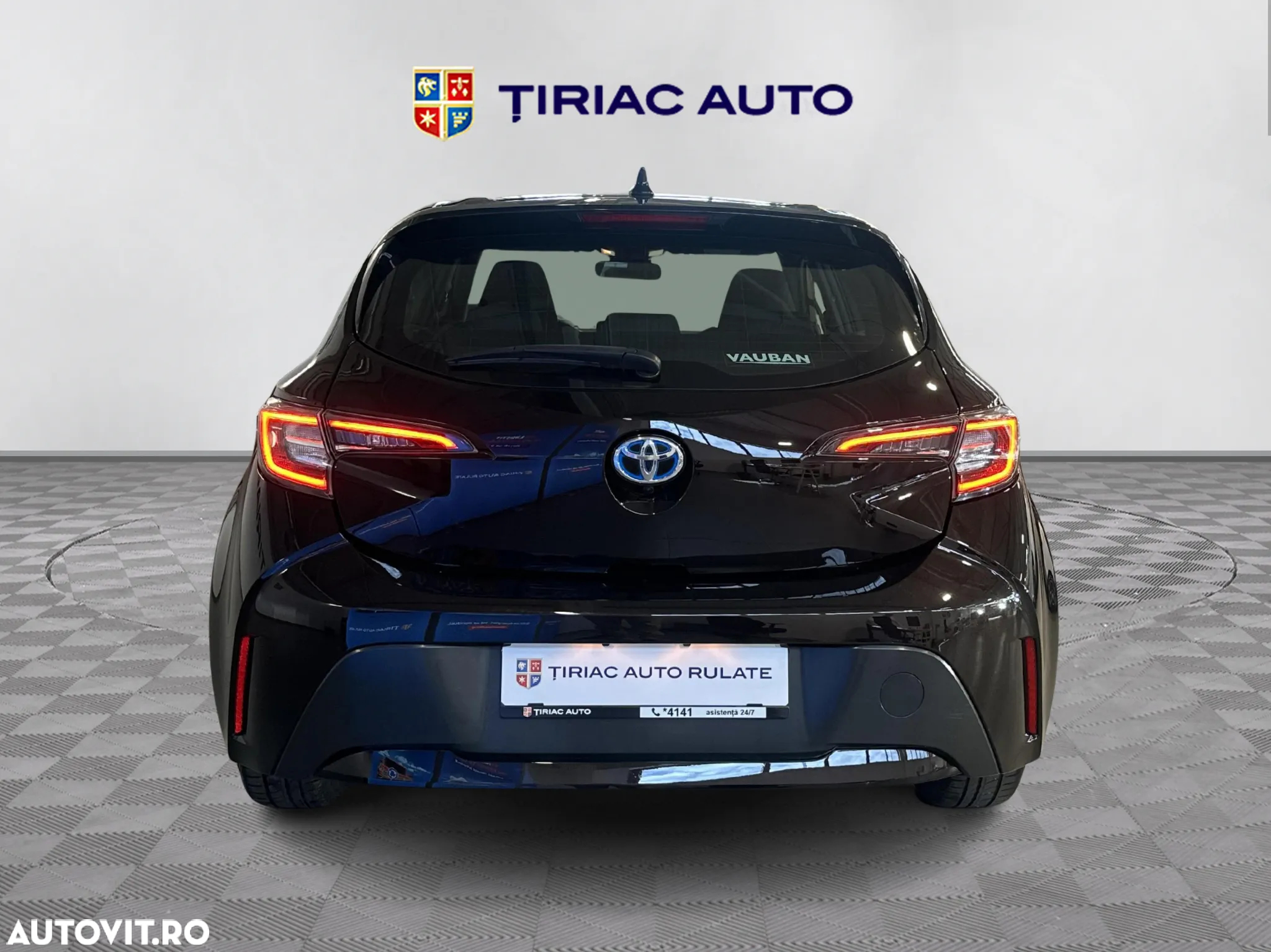 Toyota Corolla - 4